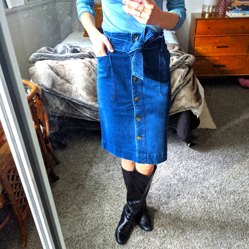LOFT knee length denim skirt